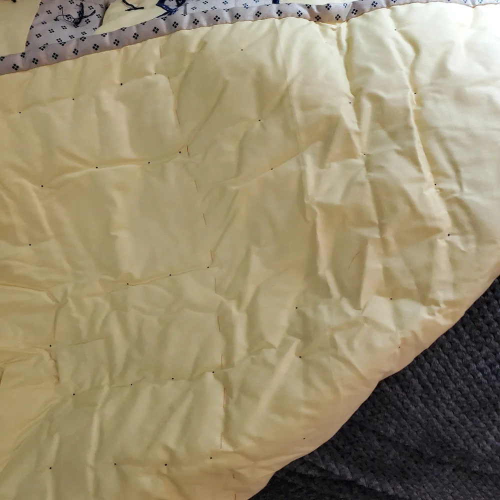 Vintage teddy bear quilted baby crib blanket‎ neutral